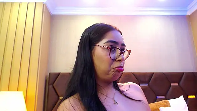 Snapshot of DevonPiers chatting on January 27, 6:52 pm DevonPiers online show from January 27, 6:52 pm