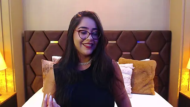 Snapshot of DevonPiers chatting on February 7, 3:19 pm DevonPiers online show from February 7, 3:19 pm