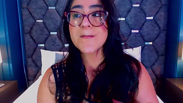 Snapshot of DevonPiers chatting on September 19, 12:06 pm DevonPiers online show from September 19, 12:06 pm