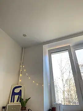 SuzieMurray online show from March 22, 8:07 am