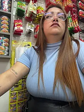 Snapshot of Tatiana_O chatting on February 8, 7:06 pm Tatiana O online show from February 8, 7:06 pm