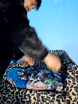 Snapshot of charlesss19 chatting on March 20, 7:14 pm charlesss19 online show from March 20, 7:14 pm