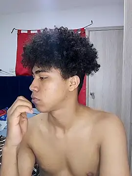 sexy diamante  online show from January 17, 2:38 am