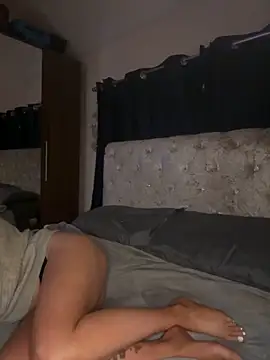 Snapshot of Summer_Paige chatting on February 13, 7:45 am Summer Paige online show from February 13, 7:45 am