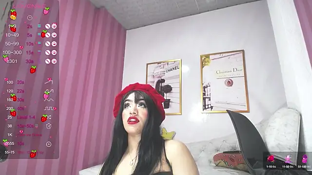 Snapshot of Laia_angel_b chatting on February 4, 6:04 am Laia angel b online show from February 4, 6:04 am