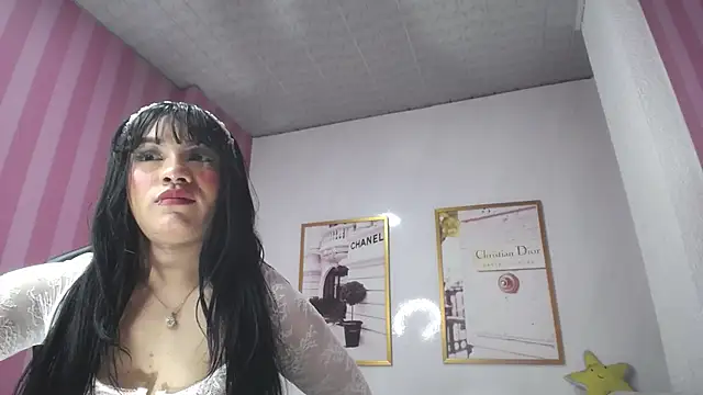 Snapshot of Laia_angel_b chatting on March 14, 6:53 am Laia angel b online show from March 14, 6:53 am