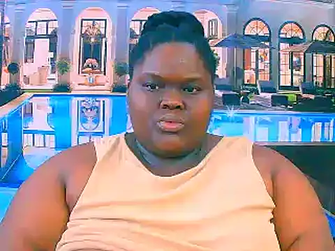 EbonyHotBuns online show from December 14, 7:58 am