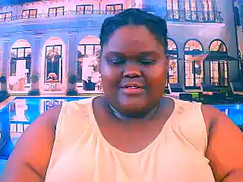 Snapshot of EbonyHotBuns chatting on July 1, 11:12 am EbonyHotBuns online show from July 1, 11:12 am