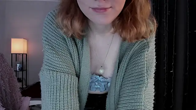 ReddHotPipper online show from November 25, 3:28 am