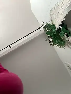 Snapshot of AlyssaHottv_ chatting on March 7, 8:45 am AlyssaHottv online show from March 7, 8:45 am