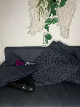 Snapshot of AlyssaHottv_ chatting on March 21, 9:23 pm AlyssaHottv online show from March 21, 9:23 pm