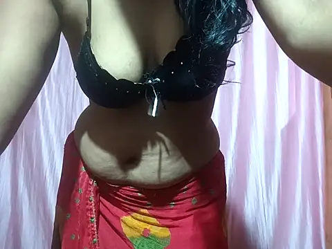 poojaxxx65 online show from February 22, 7:34 am
