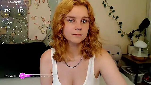 Snapshot of Moona_xx chatting on August 3, 10:35 pm Moona xx online show from August 3, 10:35 pm