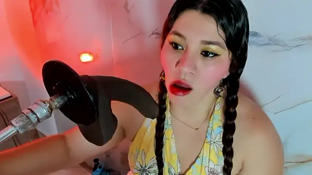 hade cute online show from March 7, 4:15 pm