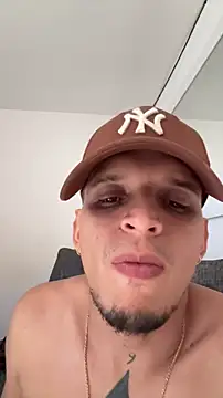 ArturoDelgado1 online show from April 18, 7:58 pm