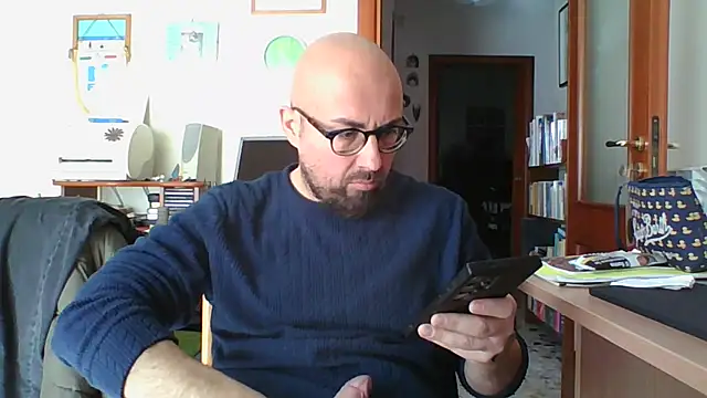Snapshot of darione_90 chatting on February 25, 9:30 am darione 90 online show from February 25, 9:30 am