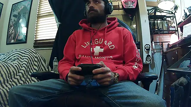 slutty guy12 online show from February 14, 10:04 pm