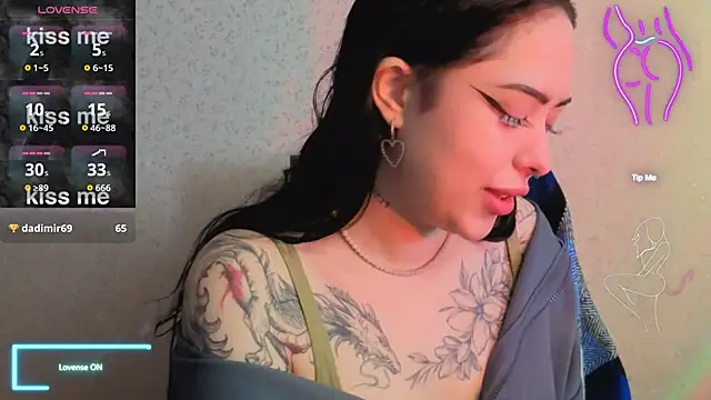 baby  kim online show from April 8, 8:03 am