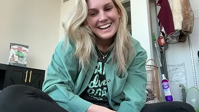 Graciemae baexx online show from March 13, 8:22 pm