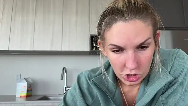 Graciemae baexx online show from September 13, 4:40 pm