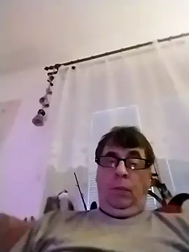 Snapshot of Lisak951 chatting on January 13, 3:28 pm Lisak951 online show from January 13, 3:28 pm