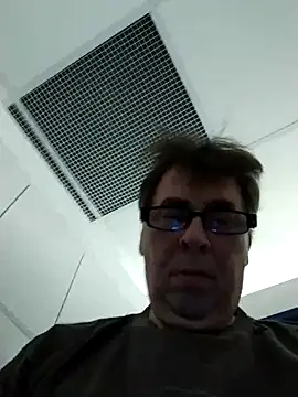 Snapshot of Lisak951 chatting on March 18, 12:30 pm Lisak951 online show from March 18, 12:30 pm