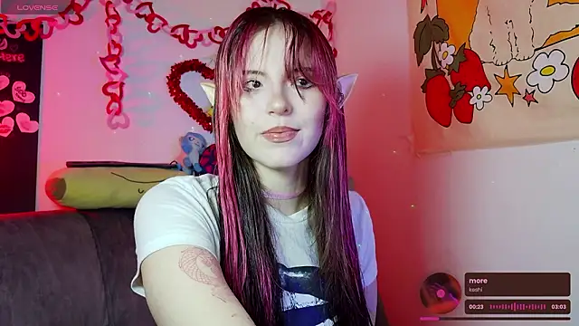 cherrybom969 online show from February 21, 4:46 am