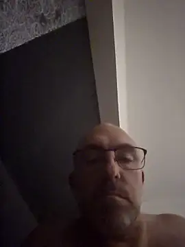 Crosss-23cm online show from November 12, 7:57 pm