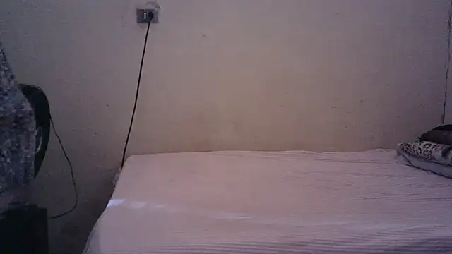 Snapshot of pornstarbrezillian chatting on September 18, 2:30 pm pornstarbrezillian online show from September 18, 2:30 pm