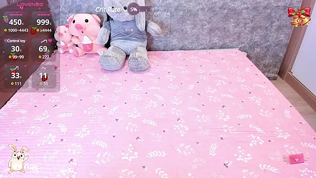  ANNACHAN  online show from December 12, 2:11 pm