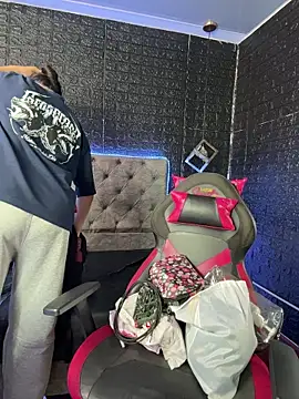 Paloma  LS online show from March 11, 5:08 pm