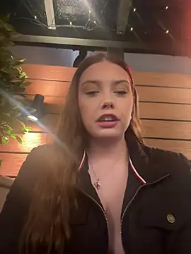 Snapshot of Krystal_Tx chatting on February 21, 7:43 pm Krystal Tx online show from February 21, 7:43 pm