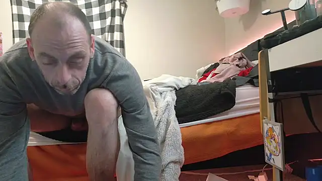 smokee parT903 online show from March 10, 8:25 pm