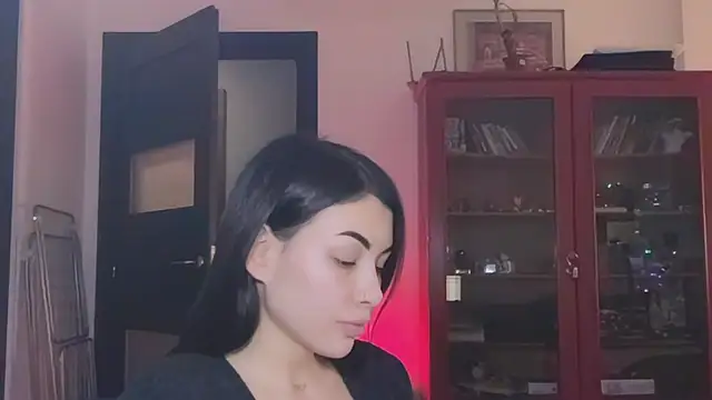 valorant girl online show from February 25, 9:02 pm