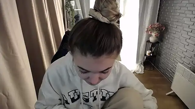 Ritaneer online show from October 4, 8:45 am