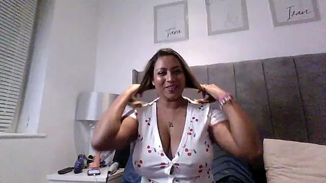 Snapshot of TEMPTING-TAMMY chatting on January 16, 9:40 pm TEMPTING-TAMMY online show from January 16, 9:40 pm