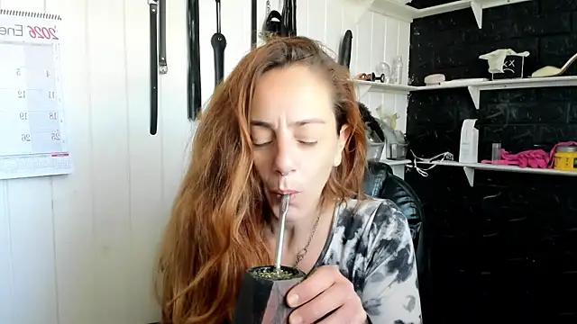 jessiburningheels online show from January 19, 10:19 am