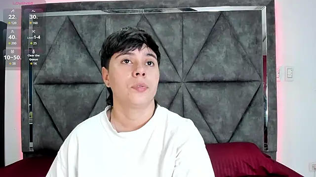 Snapshot of AbbySmiitth_ chatting on May 29, 10:19 pm AbbySmiitth online show from May 29, 10:19 pm