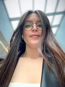 meow girl online show from April 7, 9:54 am