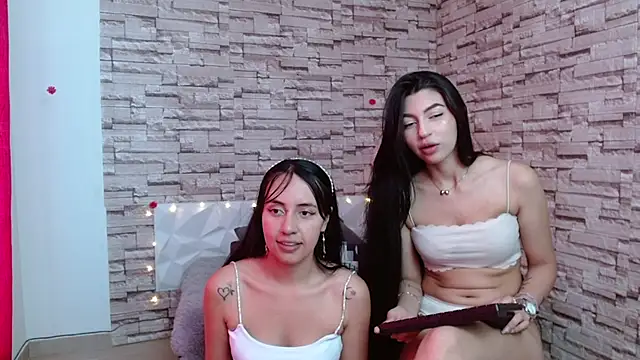 Snapshot of Vanse_lust chatting on December 6, 6:28 pm Vanse lust online show from December 6, 6:28 pm