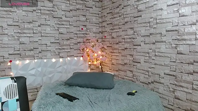 Snapshot of Vanse_lust chatting on March 18, 1:53 am Vanse lust online show from March 18, 1:53 am