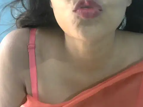 Snapshot of Nehasingh2024 chatting on September 19, 6:04 am Nehasingh2024 online show from September 19, 6:04 am