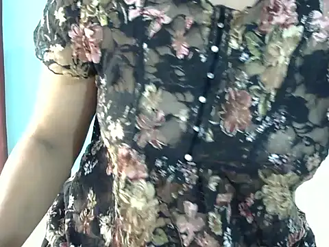 Snapshot of Nehasingh2024 chatting on October 15, 10:48 am Nehasingh2024 online show from October 15, 10:48 am