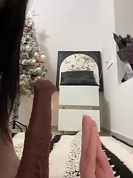 xyebobs online show from January 1, 12:44 pm