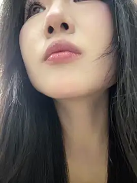 xyebobs online show from September 18, 2:19 pm