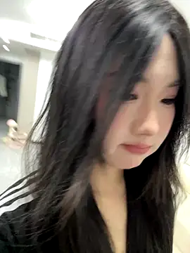 xyebobs online show from November 27, 1:13 pm