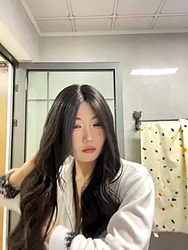 xyebobs online show from December 19, 12:56 pm