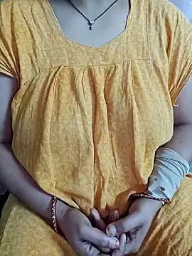 milf-kaira online show from January 5, 4:58 am