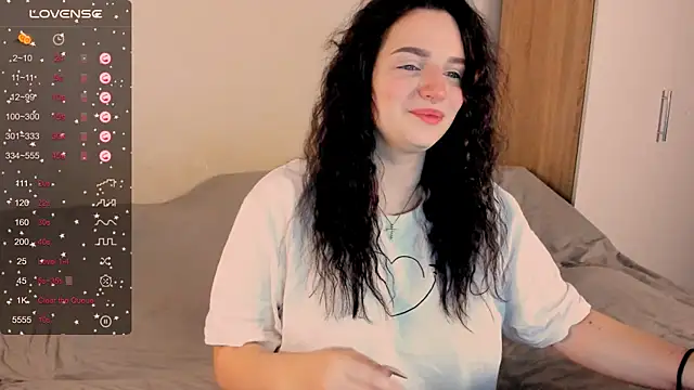 Snapshot of __Latisha__ chatting on February 18, 4:16 pm   Latisha   online show from February 18, 4:16 pm