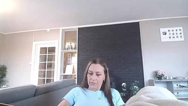 Xena UK online show from December 13, 10:19 am